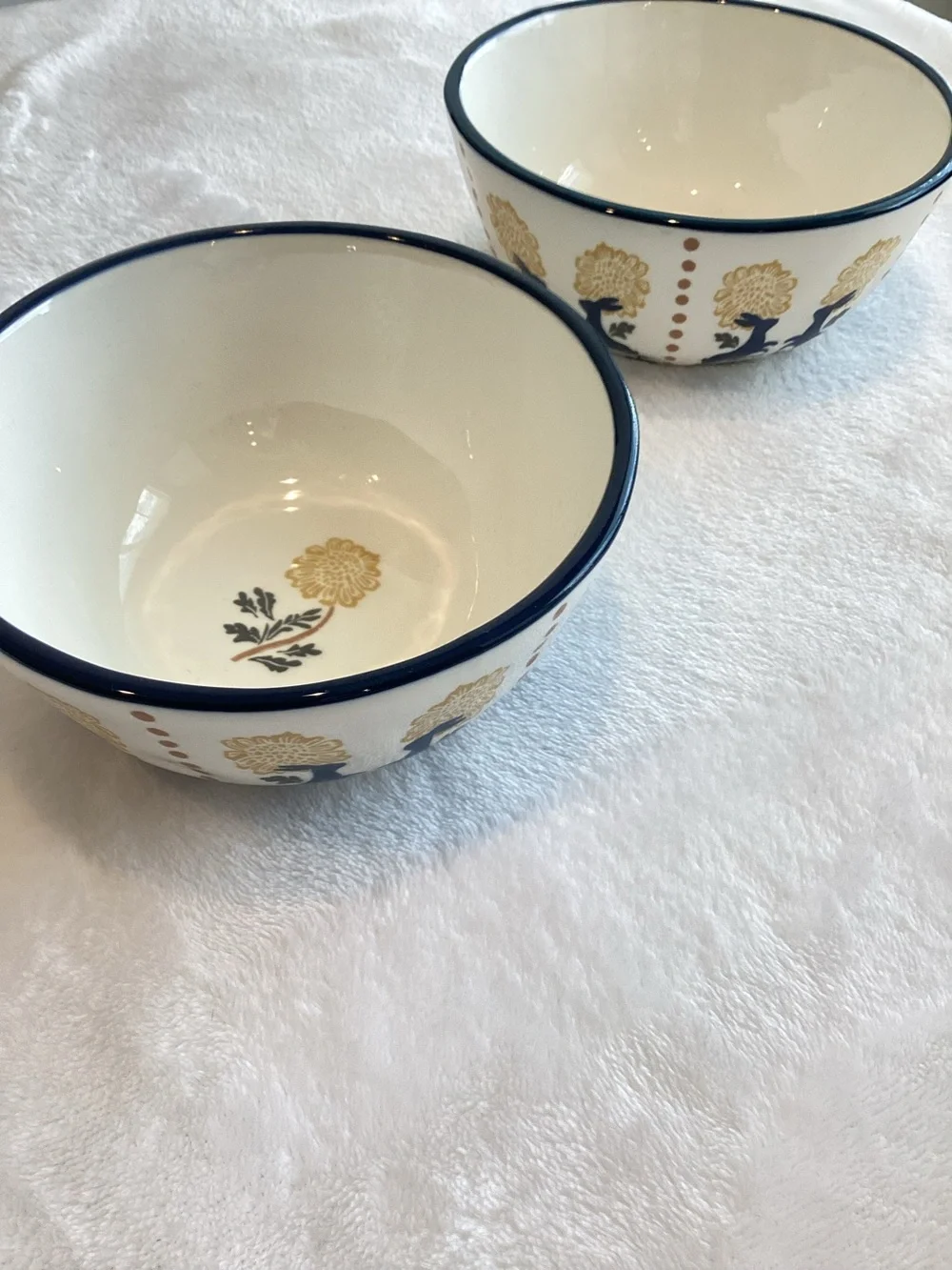 Anthropologie Bunny Stoneware Bowl Millie Yogurt New Rustic Blue Yellow Set of 4
